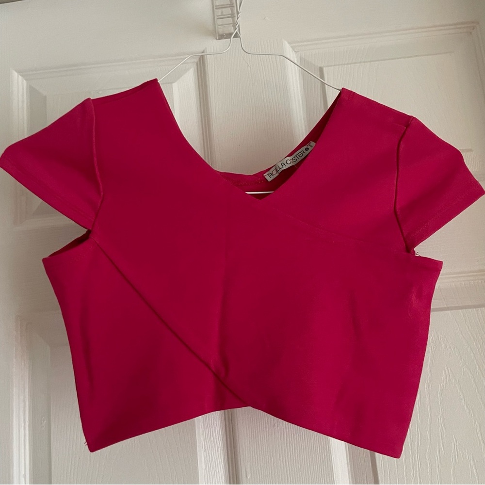 Hot pink crop short sleeve top
